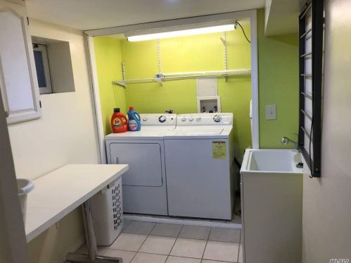 63 Birchwood Dr, Valley Stream NY 11580-1909 exterior