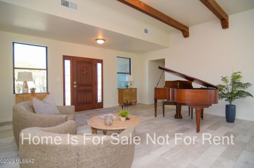 5690 Placita Amanecer, Tucson AZ  85718-4002 exterior