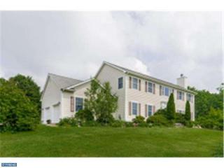 26 Pine Hill Rd, Stockton, NJ 08559-1109