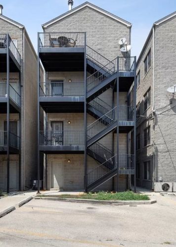 2453 Harrison St, Chicago IL  60612-4090 exterior