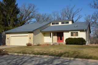708 Forest View Dr, Madison, WI 53593-1531