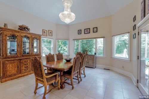 469 Saddle Riv Rd, Upper Saddle River NJ 07458-1774 exterior