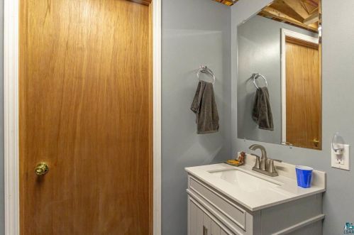 1504 Pioneer Rd, Ely MN 55731-1952 exterior