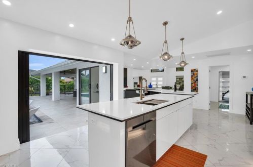 1919 Countess Ct, Naples FL 34110-1005 exterior