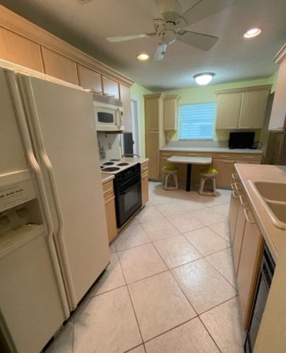 1003 18 St, Boynton Beach FL 33426-5430 exterior