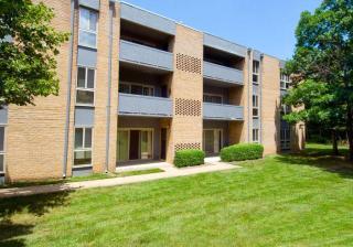 5797 Rayburn Ave, Alexandria VA  22311-5784 exterior