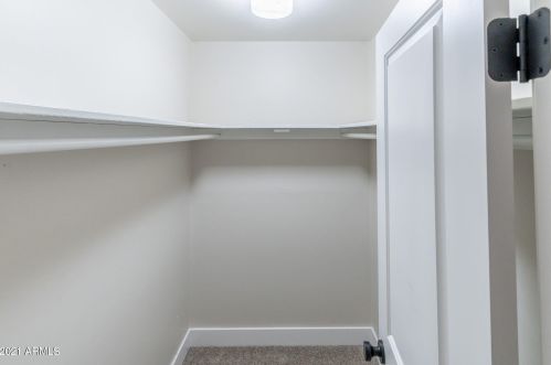 1214 Desert Cove Ave, Phoenix AZ  85020-1108 exterior