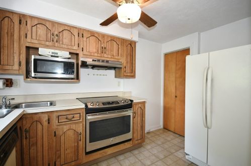 3147 Glendale Ave, Pittsburgh PA 15227-2829 exterior