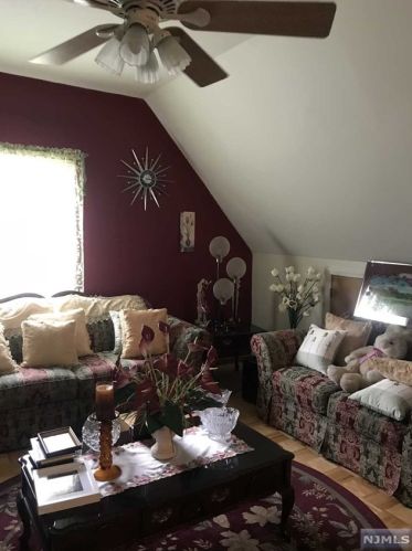 74 4th St, Paterson, NJ 07522-1358