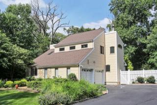 6 Kalman Ct, Warren NJ  07059-5466 exterior