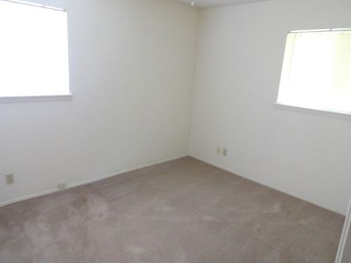 8110 Exmoor Dr, Austin TX  78757-7725 exterior