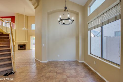 516 Anderson Ave, Phoenix AZ  85022-2370 exterior