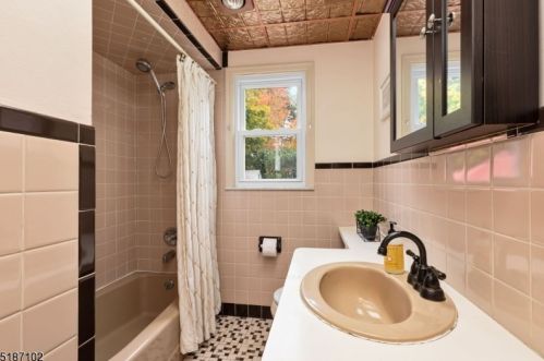 507 Warren St, Scotch Plains NJ 07076-1923 exterior