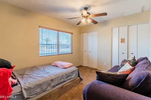 3401 Crocus Dr, Phoenix AZ 85032-5419 exterior