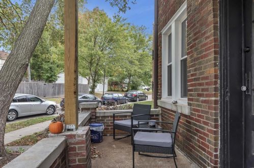 1274 Hawthorne Pl, Saint Louis MO 63130-1328 exterior