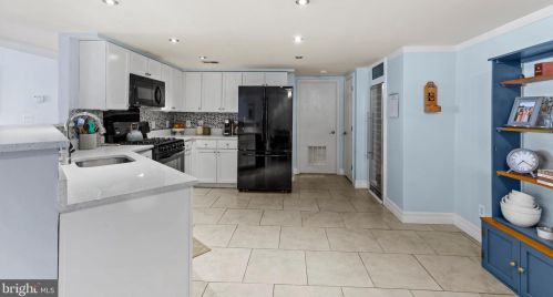 5250 Maris Ave, Alexandria VA exterior