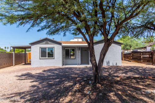 5817 Beverly St, Tucson, AZ 85711-5141