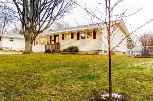 5508 Maher Ave, Madison, WI 53716-3230