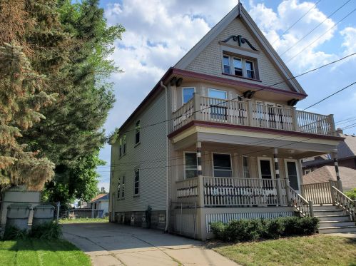 5613 Lloyd St, Milwaukee WI  53208-1004 exterior