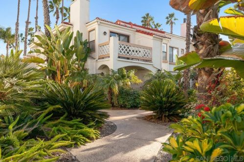 9408 Twin Trails Dr, San Diego, CA 92129-2624