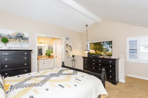 1634 Clear Springs Dr, Fullerton CA 92831-1881 exterior