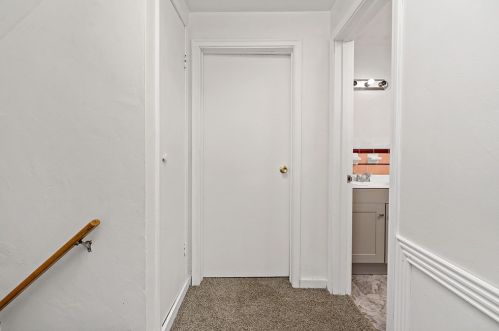 1238 Justine St, Pittsburgh PA  15204-2406 exterior