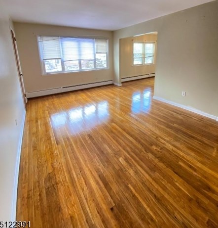 14 Housman Ct, Maplewood NJ  07040-3006 exterior