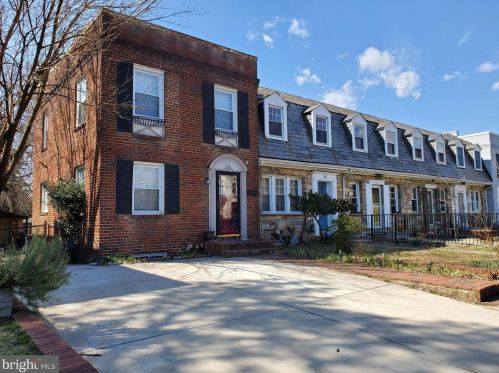 1810 Leslie Ave, Alexandria, VA 22301-1224