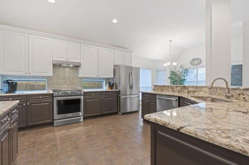 235 Abbott Dr, Austin TX 78737-4536 exterior