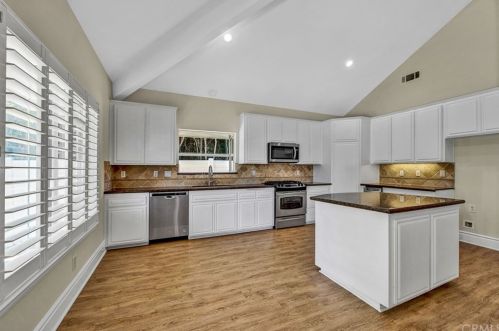 606 Date St, Brea CA 92823-6305 exterior