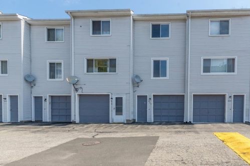 273 Derby Ave, Derby CT 06418-2080 exterior