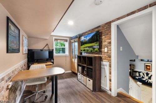 16 Fletcher Pl, Madison NJ 07940-2307 exterior