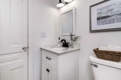 123 Travis St, Grand Rapids MI 49505-4638 exterior