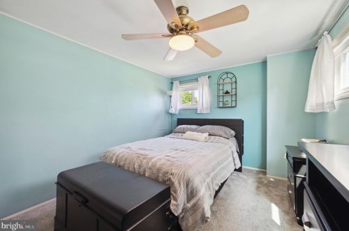 2160 Lee Ln, Chester PA 19014-2288 exterior