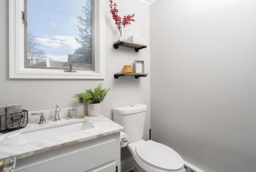 3258 Shepard Ave, Milwaukee WI  53211-3136 exterior