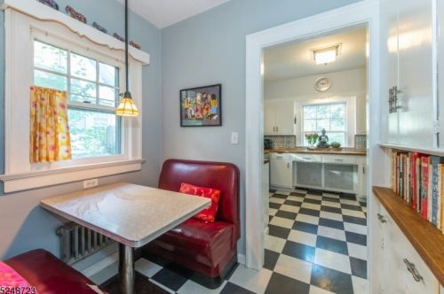 109 Christopher St, Montclair NJ 07042-4227 exterior