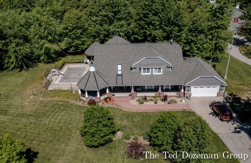 1662 66th St, Fennville, MI 49408-8913