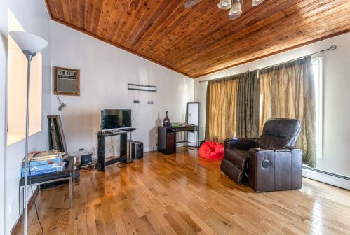 9704 Central Park Ave, Chicago IL 60805-3003 exterior