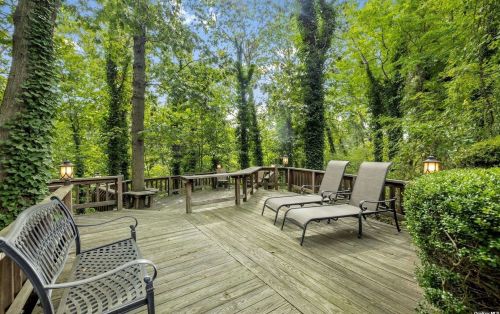 48 Cedar Rdg Ln, Huntington Station NY 11746-7941 exterior