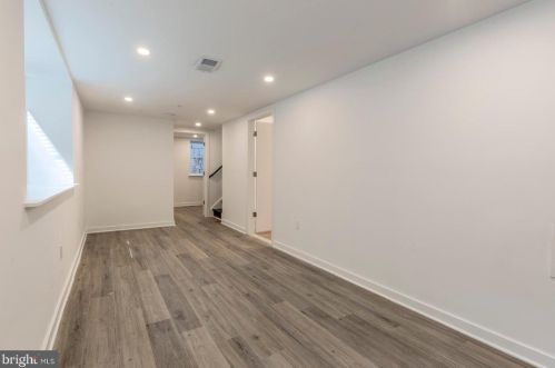 2062 2nd St, Philadelphia PA 19122-0033 exterior