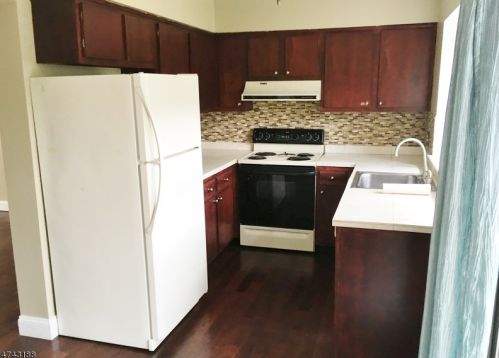 29 Duck Hawk Ct, Hackettstown NJ  07840-3310 exterior