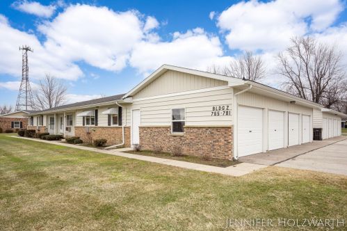 767 Andover St, Grand Rapids, MI 49548-7610