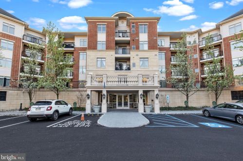 208 Carson Ter, Huntingdon Valley PA  19006-4718 exterior