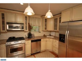 248 Fulton St, Philadelphia PA  19147-3307 exterior