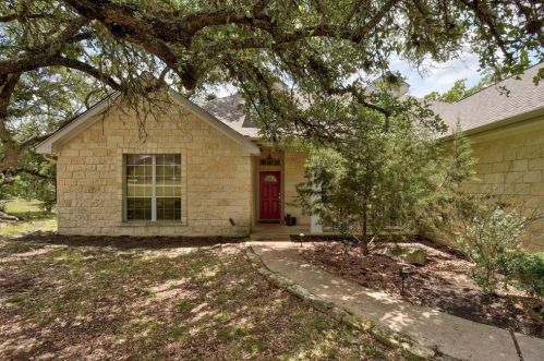 8101 Forest View Dr, Austin TX  78737-9055 exterior