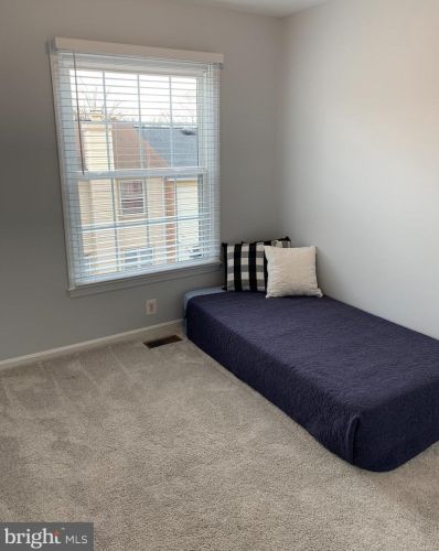 6579 Bermuda Grn Ct, Alexandria VA 22312-3106 exterior