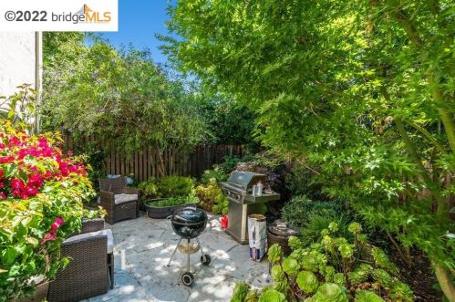 1716 Rose St, Berkeley CA 94709-1456 exterior