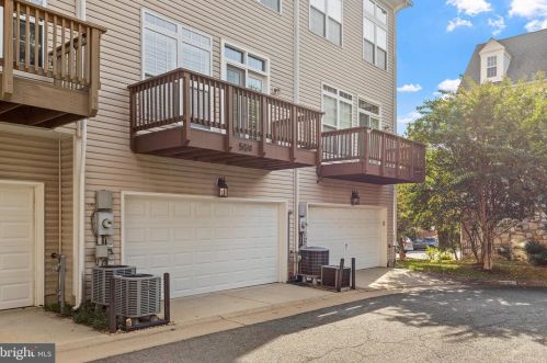 5124 Knapp Pl, Alexandria VA 22304-8637 exterior