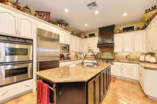 1009 Sandwick Way, Folsom CA 95630-6127 exterior