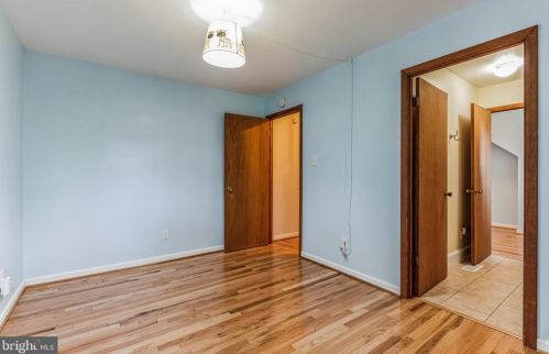 29 Dogwood Ln, Chester PA 19014-1210 exterior